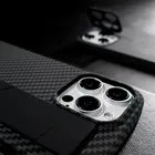 Case Dorn Fibra de Carbono para iPhone 15/16 Pro Max - Capa Antichoque com Cinta de Silicone